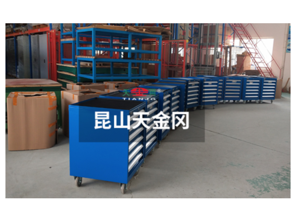 工具柜生產(chǎn)廠家哪家好，品牌廠家心無(wú)旁騖，打造品質(zhì)【天金岡】