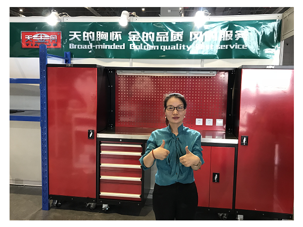 工具柜廠家天金岡創(chuàng)始人周艷玲和她的追夢(mèng)之路！